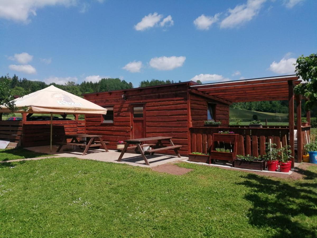 Ubytovani 67 Villa Kuncice nad Labem Bagian luar foto